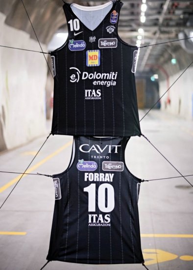 10 Forray Aquila Basket Trento 22-23 Home Jersey